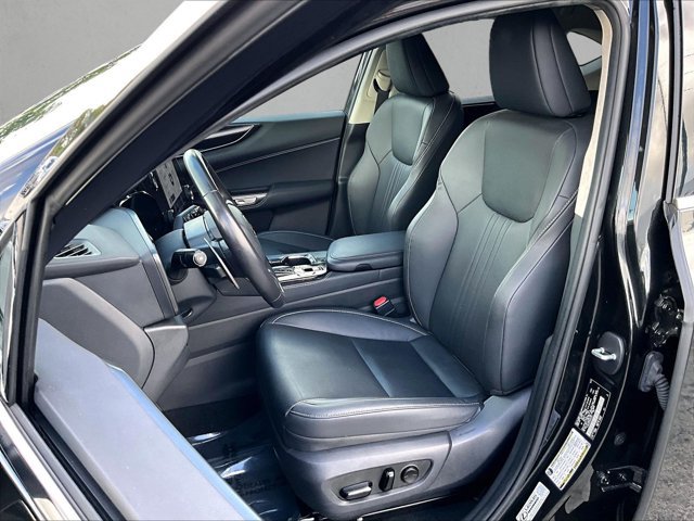 Used 2025 Lexus NX 250 FWD w/ Accessory Package (Z2) image 26