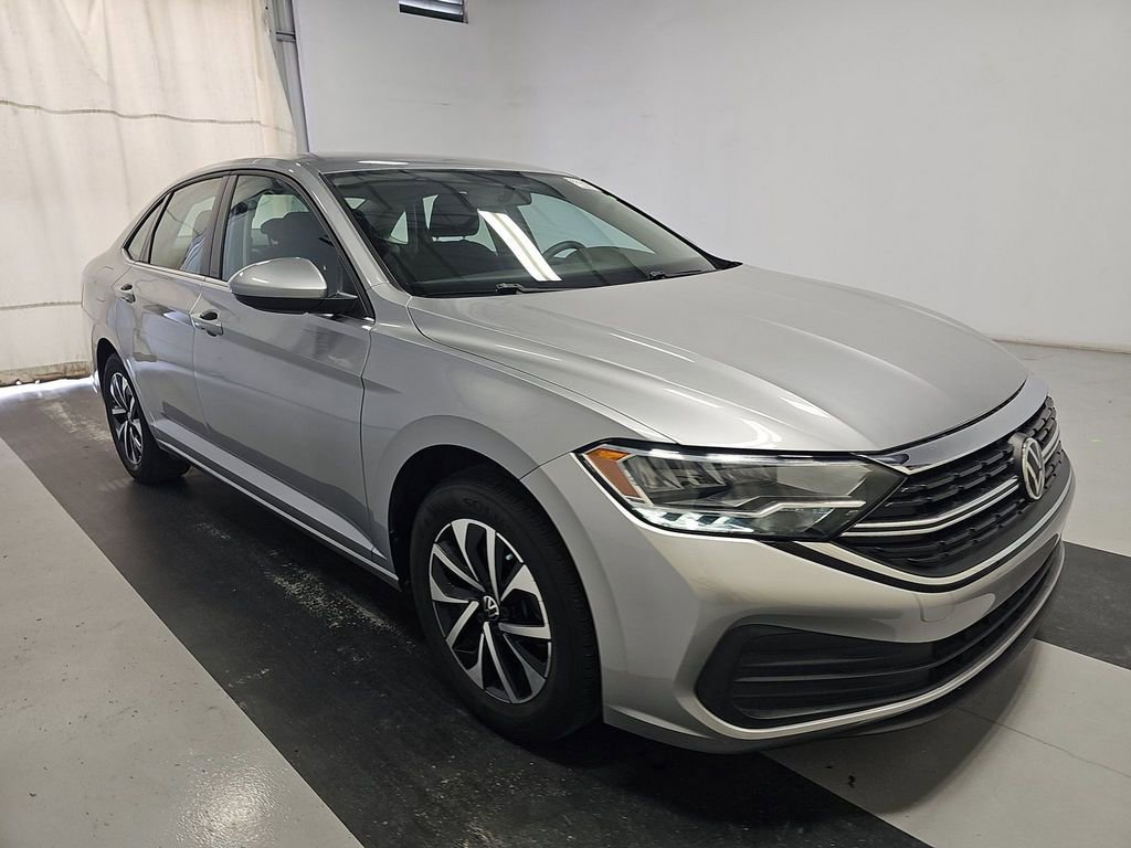 Used 2022 Volkswagen Jetta S FWD image 3