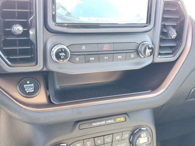 Used 2021 Ford Bronco Sport Outer Banks w/ Outer Banks Package image 25