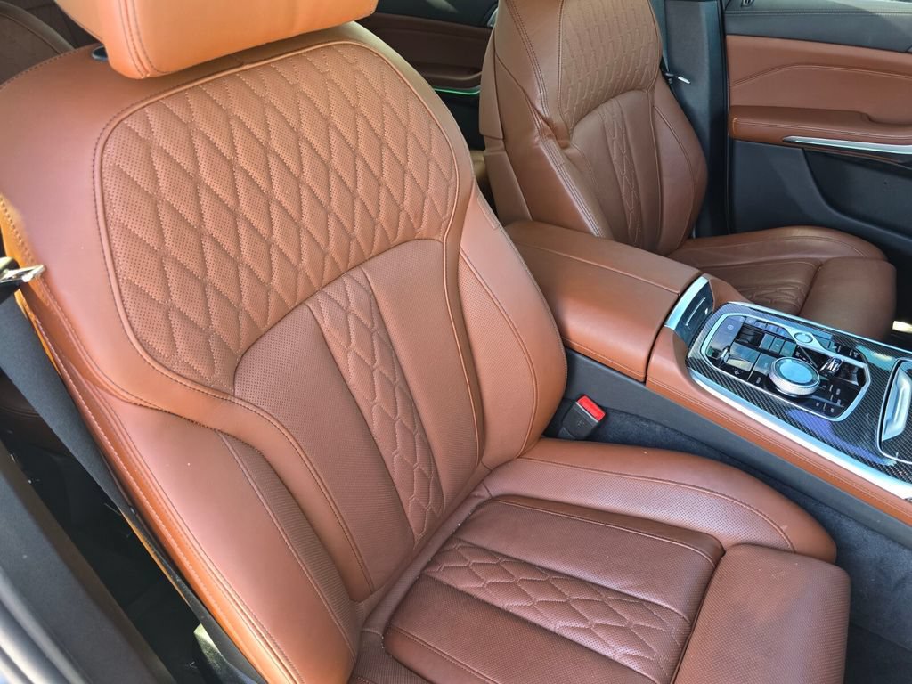 Certified 2025 BMW X7 M60i w/ Climate Comfort Package AWD/4WD image 32