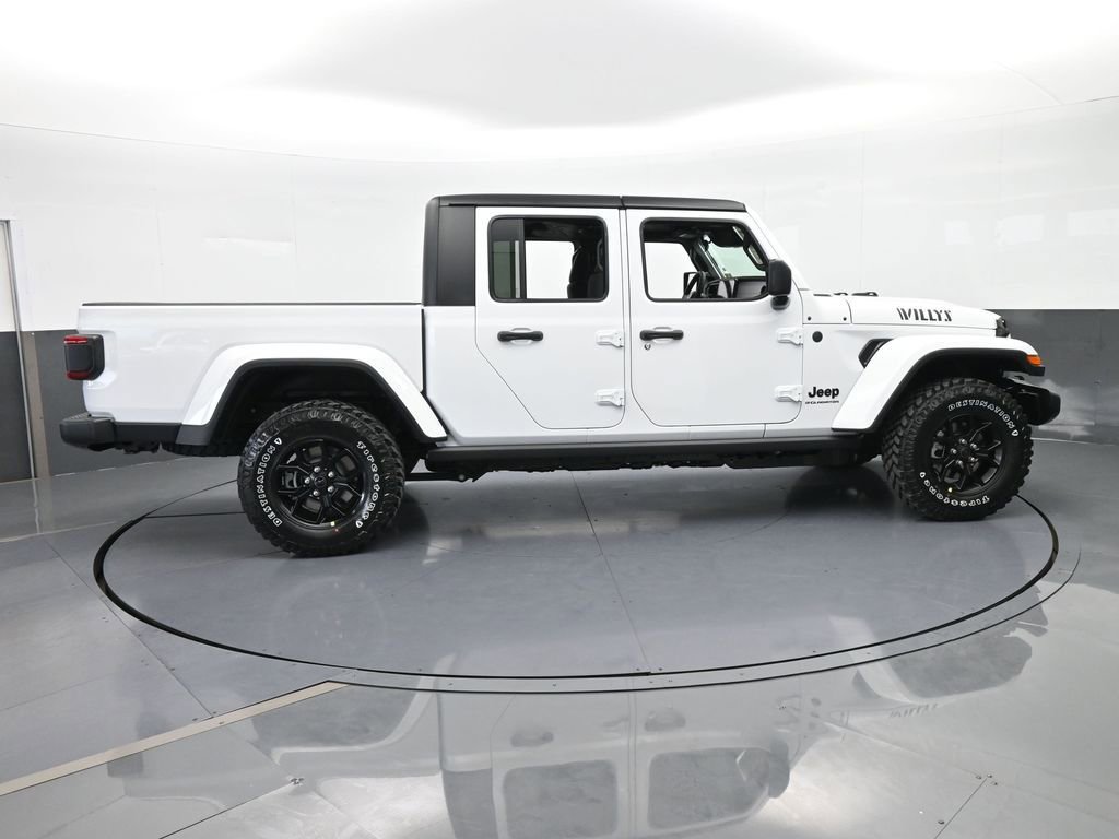 New 2026 Jeep Gladiator Willys image 7