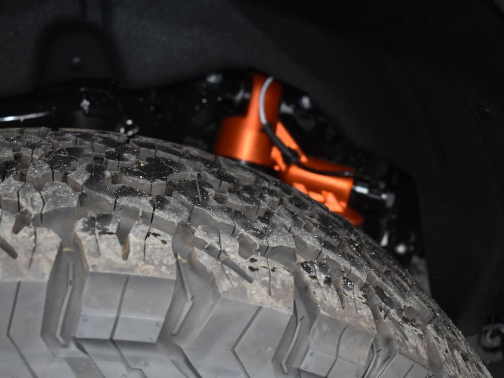 New 2025 Ford Bronco Raptor w/ Interior Carbon Fiber Pack image 24