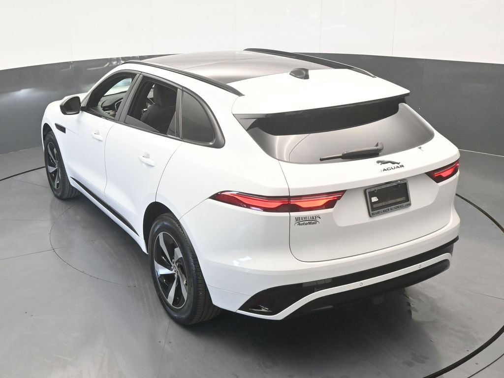 Used 2024 Jaguar F-PACE R-Dynamic S image 51