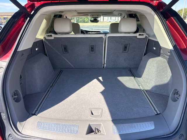 Used 2023 Cadillac XT5 Premium Luxury w/ Technology Package FWD image 19