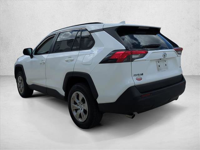 Used 2019 Toyota RAV4 LE FWD image 7