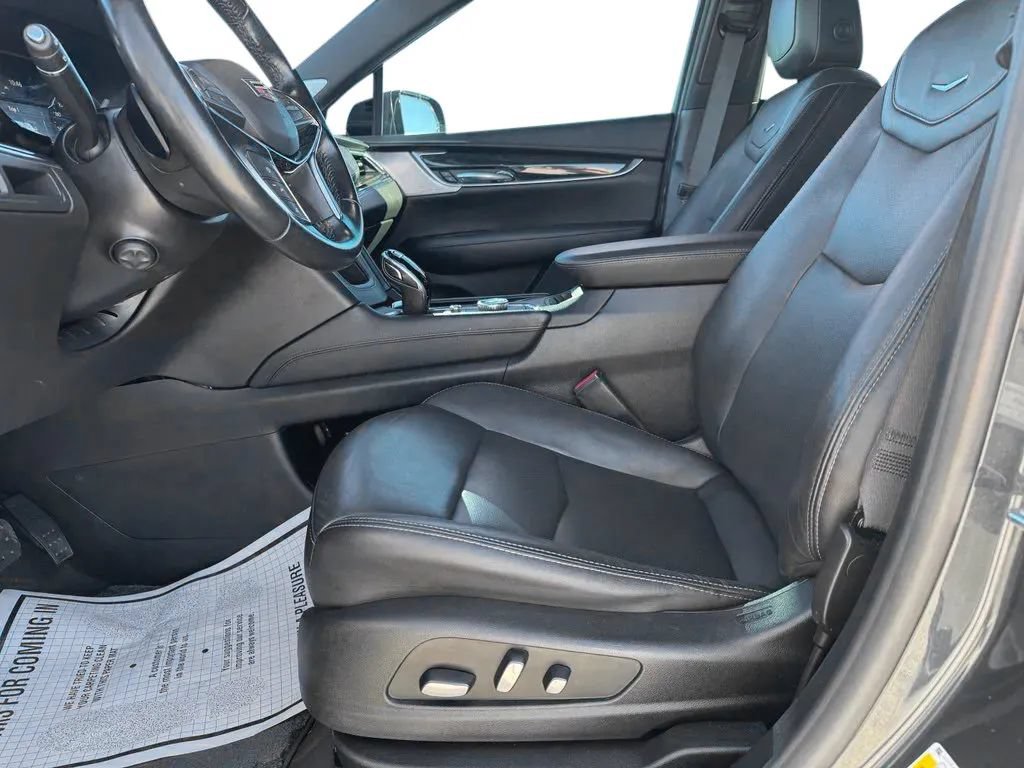 Used 2021 Cadillac XT5 Premium Luxury AWD/4WD image 9