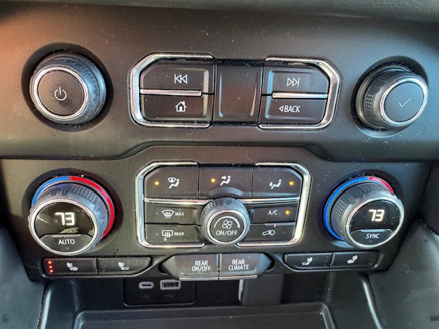 Used 2024 Chevrolet Tahoe LT image 19