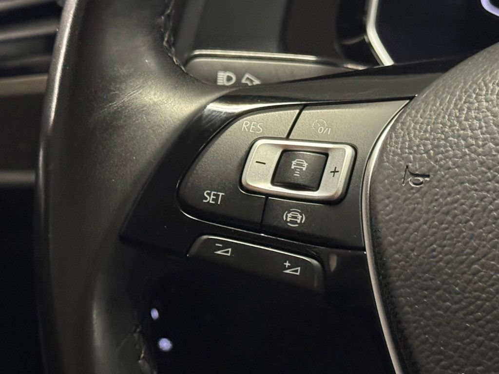 Used 2019 Volkswagen Jetta SEL Premium FWD image 26