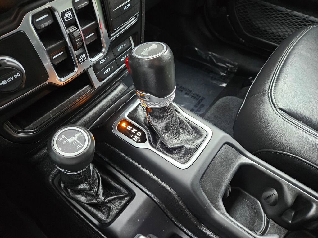 Used 2021 Jeep Wrangler Unlimited Sahara image 25