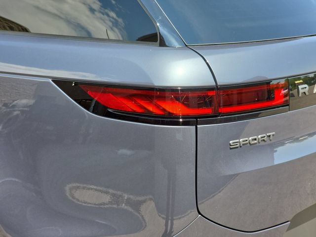 New 2026 Land Rover Range Rover Sport SE AWD/4WD image 23
