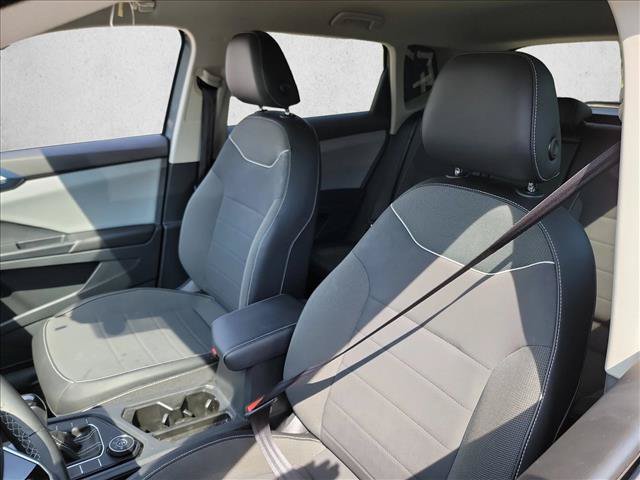 Used 2023 Volkswagen Taos SE AWD/4WD image 13