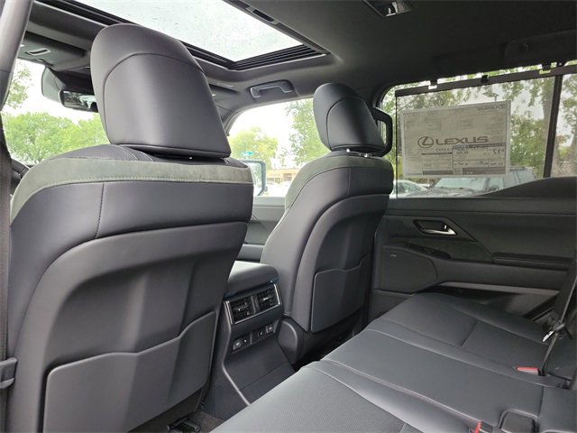 New 2025 Lexus GX 550 image 14