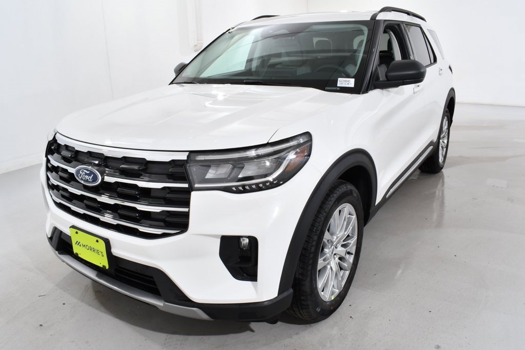 New 2025 Ford Explorer Active w/ Active Comfort Package image 2