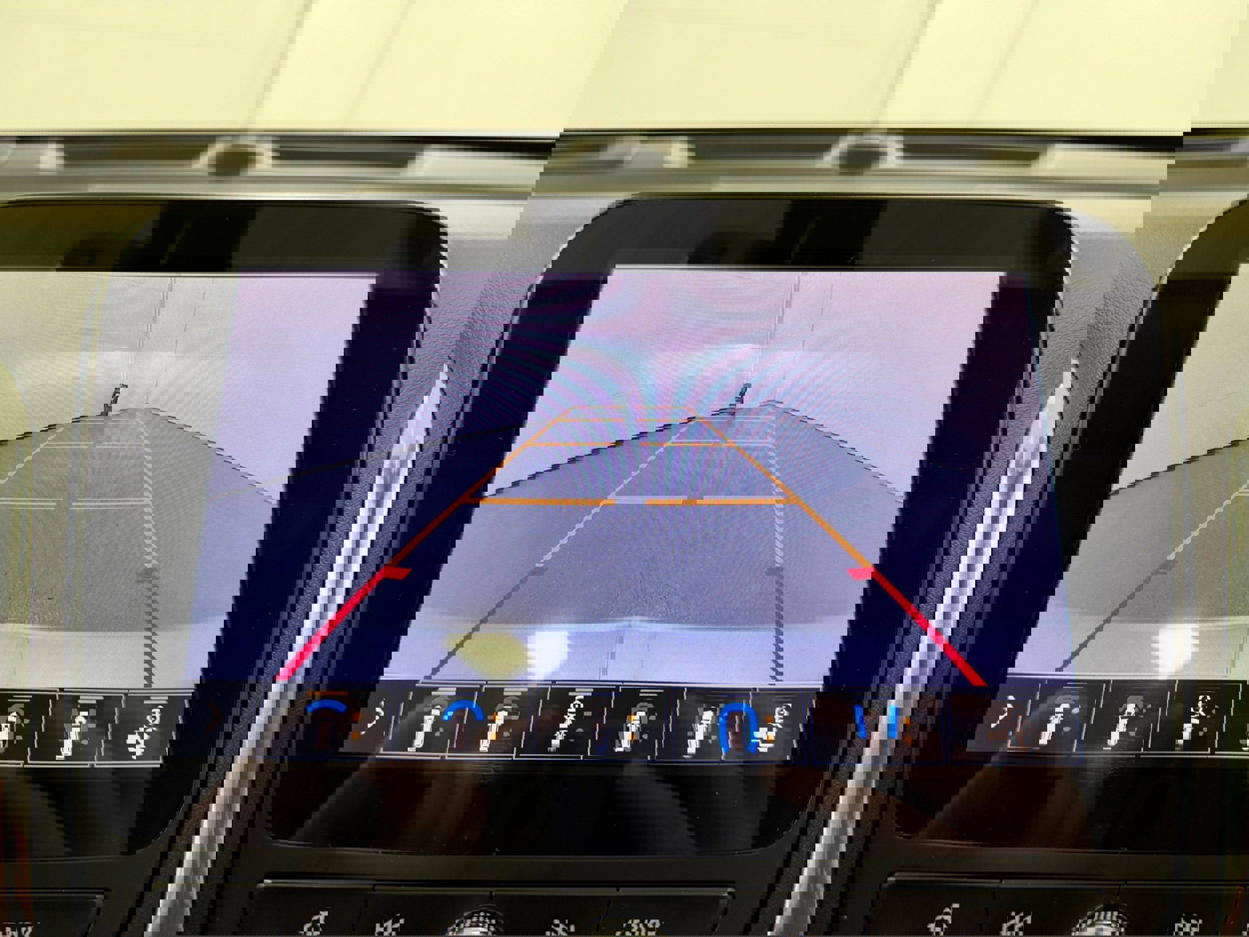 Used 2019 Chevrolet Equinox Premier image 13