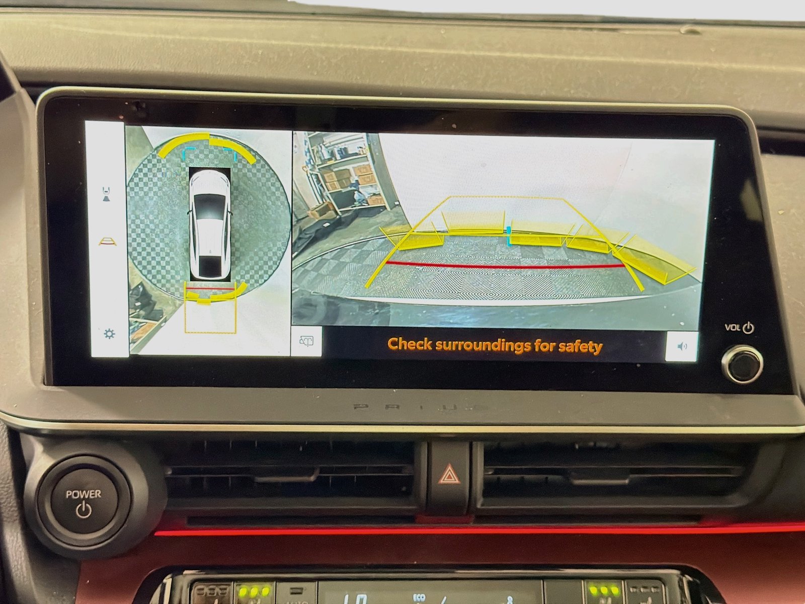 Used 2024 Toyota Prius Prime Premium w/ Advanced Technology Package FWD image 17