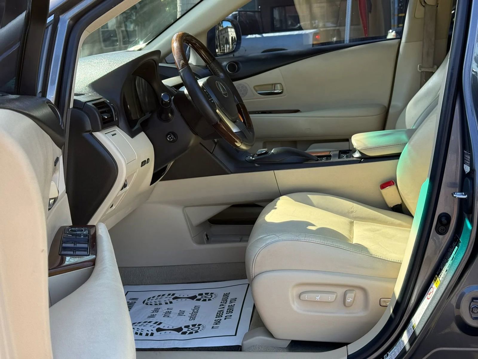 Used 2013 Lexus RX 350 AWD w/ Navigation Pkg image 16