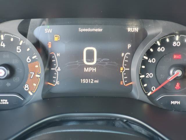 Used 2022 Jeep Compass Limited image 11