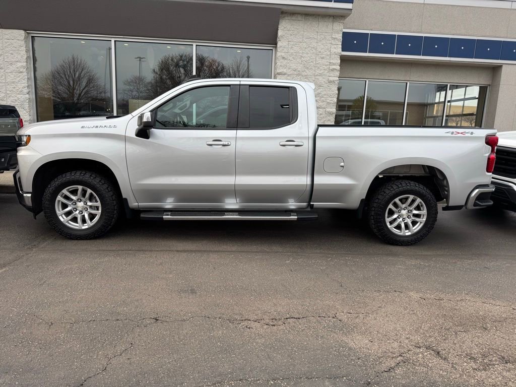 Used 2019 Chevrolet Silverado 1500 LT w/ All-Star Edition image 3