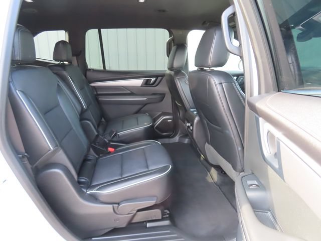 Used 2026 Buick Enclave Preferred AWD/4WD image 28