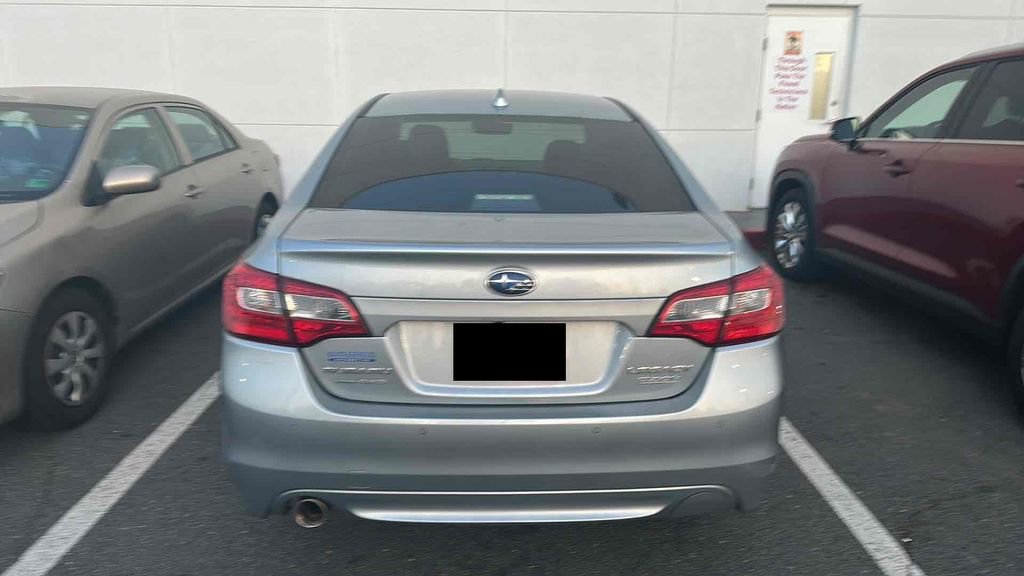 Used 2017 Subaru Legacy 2.5i Limited image 4