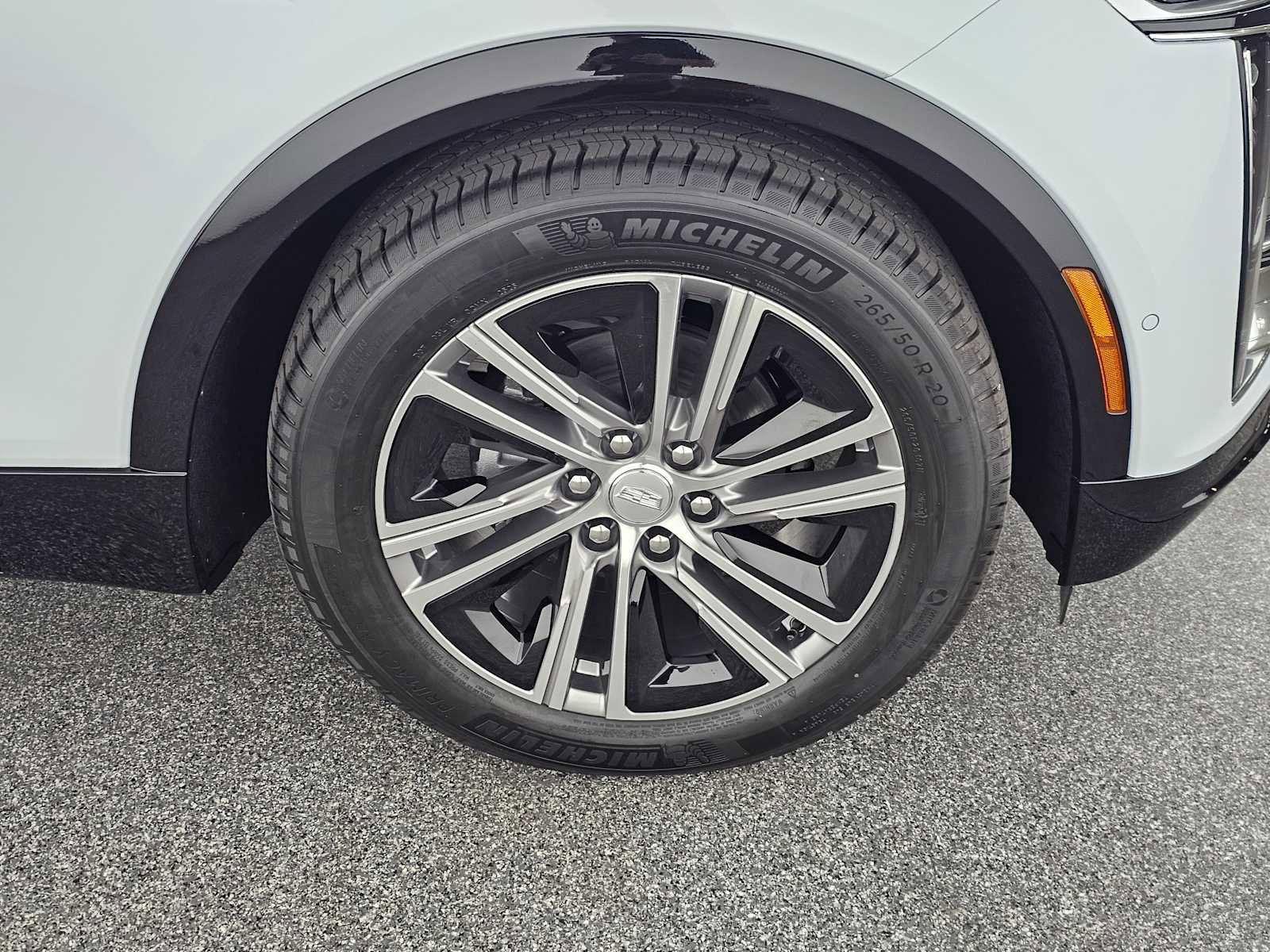 Used 2026 Cadillac Lyriq Luxury w/ LPO, Floor Liner Package image 9