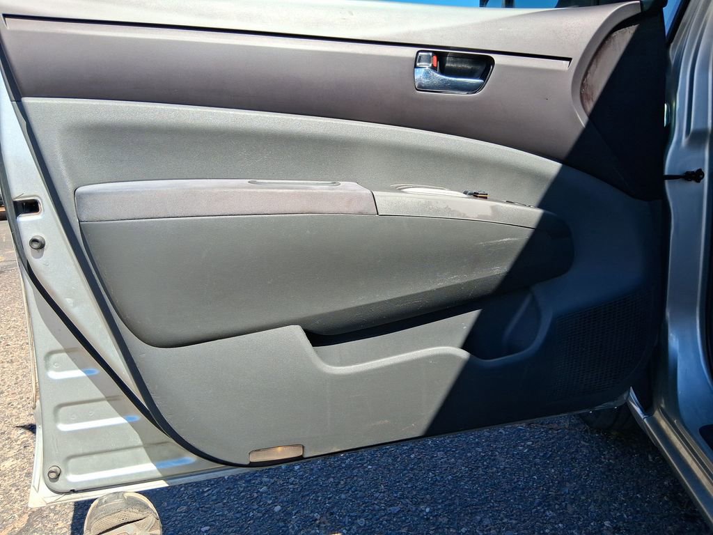 Used 2004 Toyota Prius image 10