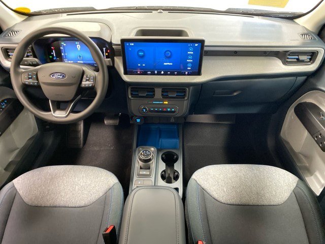 New 2025 Ford Maverick XLT image 17