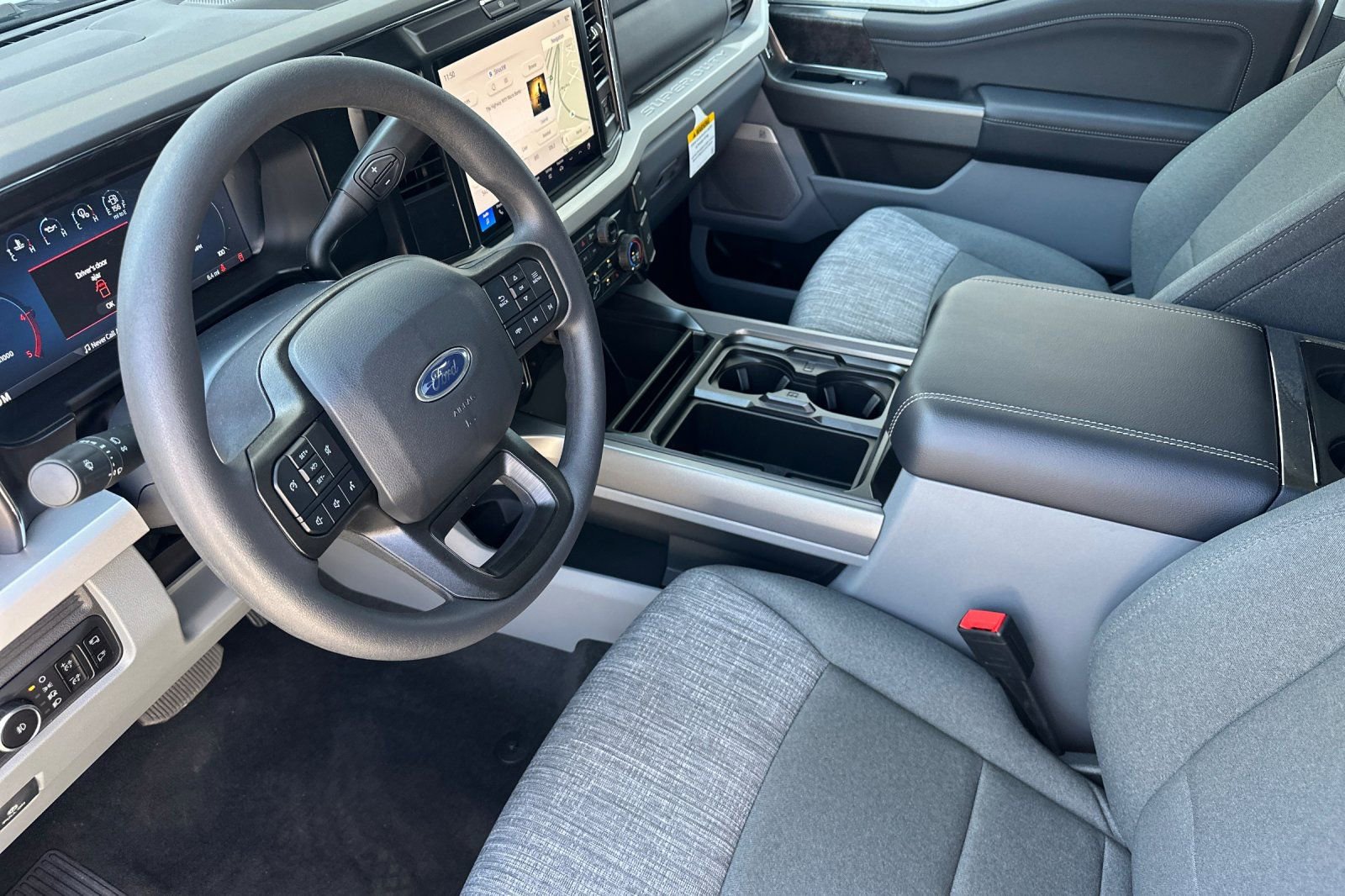 New 2026 Ford F250 XLT w/ XLT Premium Package image 9