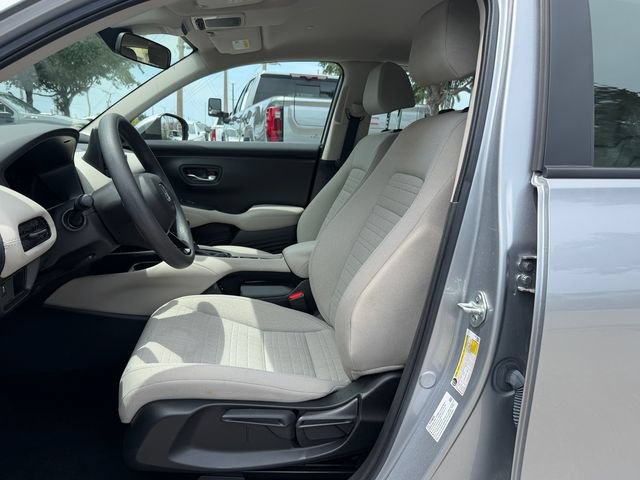 Used 2025 Honda HR-V LX image 12