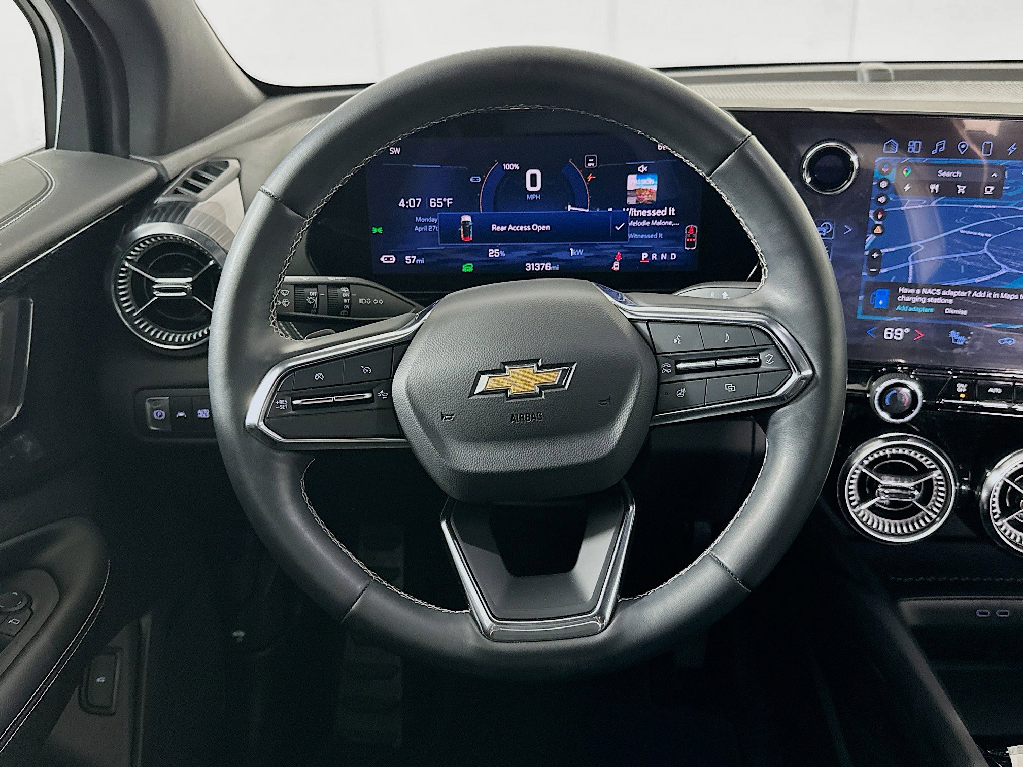Used 2024 Chevrolet Blazer EV LT AWD/4WD image 17
