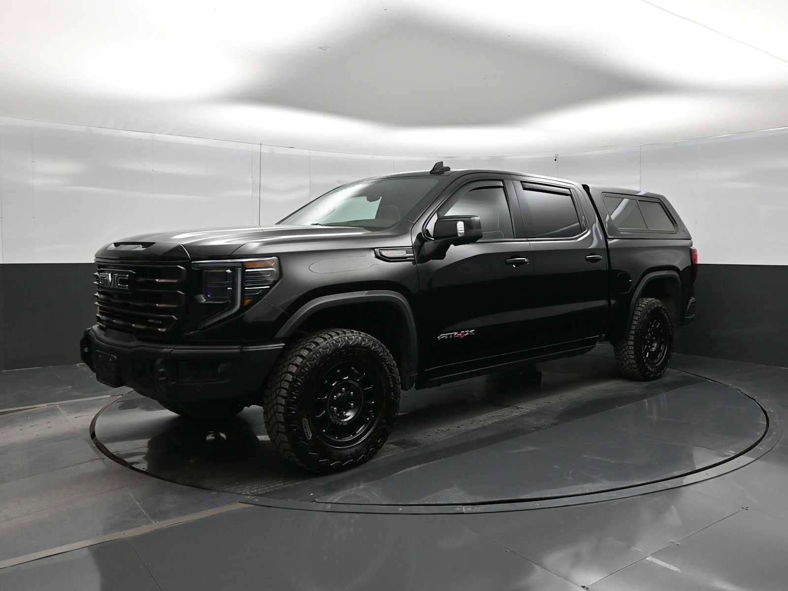 Used 2023 GMC Sierra 1500 AT4X w/ AT4X AEV Edition AWD/4WD image 4