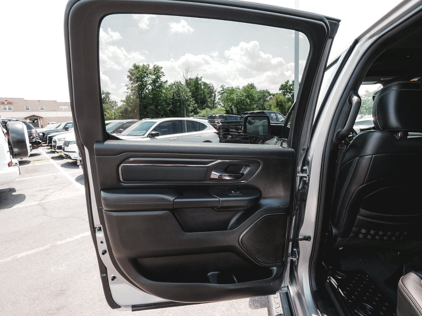 Used 2024 RAM 1500 Big Horn AWD/4WD image 10