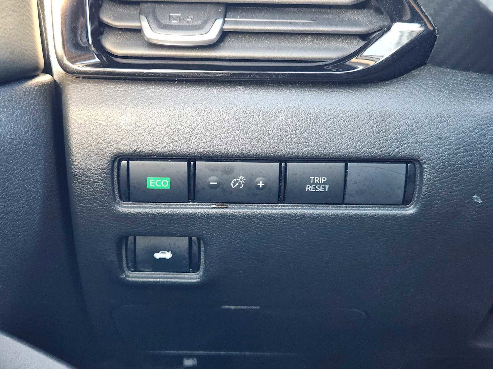 Used 2024 Nissan Sentra SV image 22