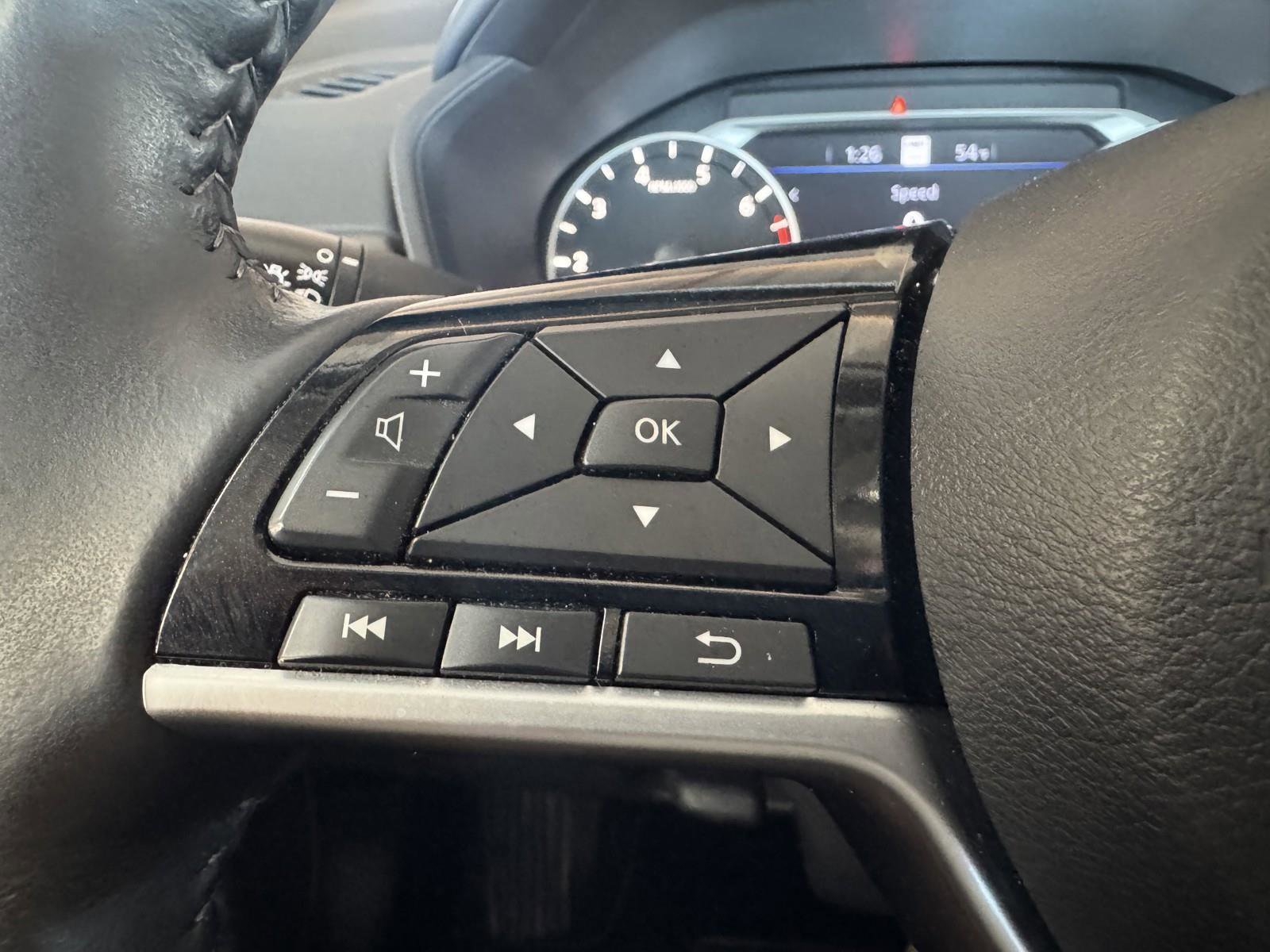 Used 2023 Nissan Altima 2.5 SV w/ SV Premium Package image 20