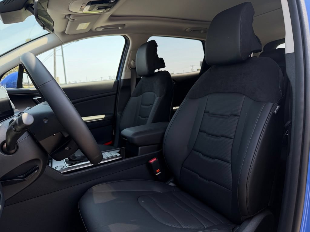New 2026 Kia Sportage SX FWD image 10
