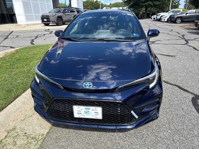 Used 2023 Toyota Corolla SE w/ Carpet Mat Package (TMS) FWD image 4