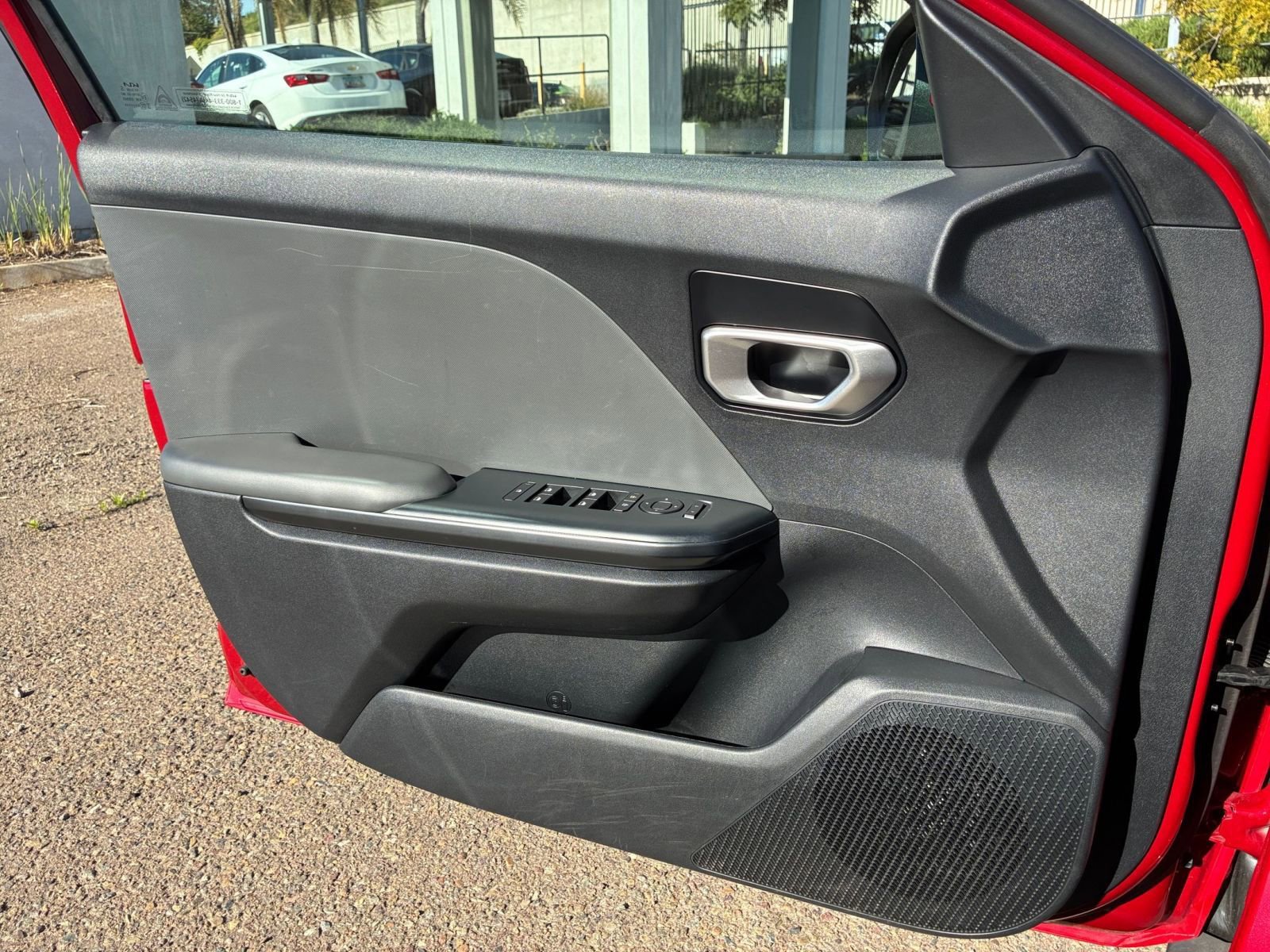 Used 2025 Kia K4 LXS image 18