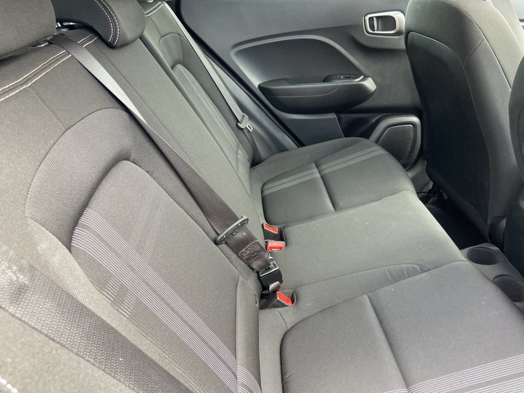 Used 2021 Hyundai Venue SEL w/ Premium Package FWD image 24