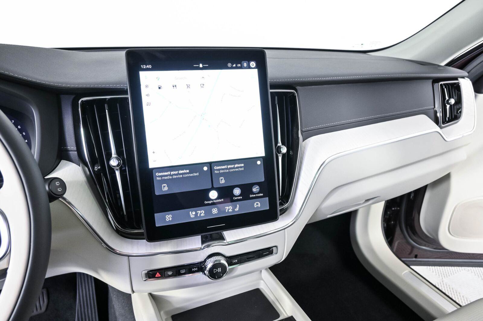 New 2027 Volvo XC60 B5 Ultra AWD/4WD image 13