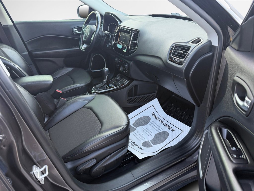 Used 2020 Jeep Compass Latitude image 26