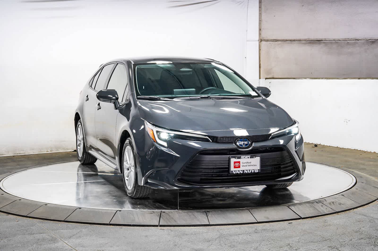 Certified 2024 Toyota Corolla LE w/ LE Convenience Package FWD image 3