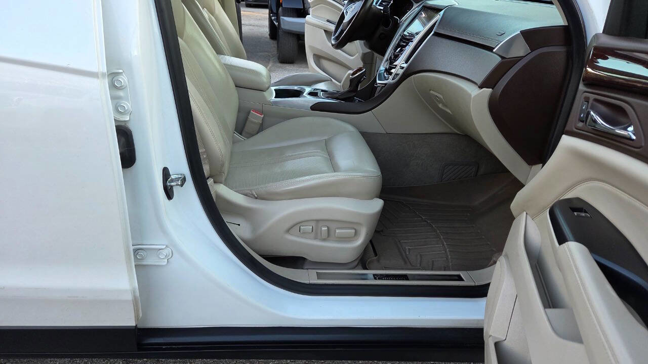 Used 2015 Cadillac SRX Premium AWD/4WD image 37