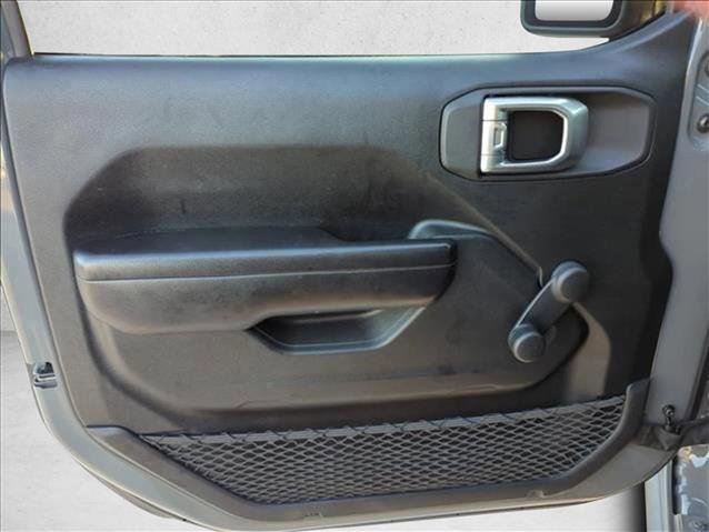 Used 2020 Jeep Gladiator Sport image 9