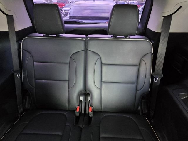 Used 2022 GMC Acadia Denali w/ Denali Ultimate Package FWD image 15
