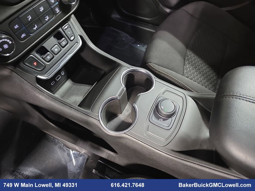 Used 2018 GMC Terrain SLE image 23