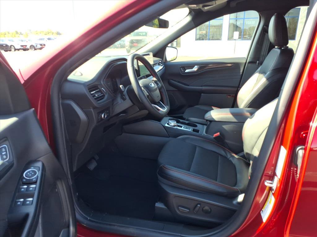 New 2026 Ford Escape ST-Line image 7