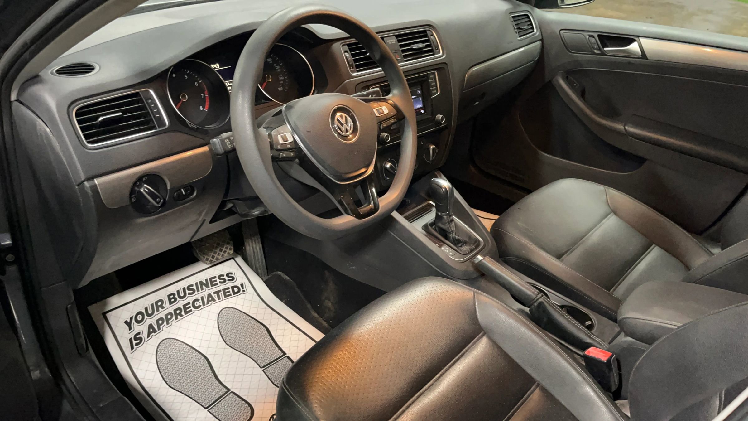 Used 2018 Volkswagen Jetta Wolfsburg Edition image 2