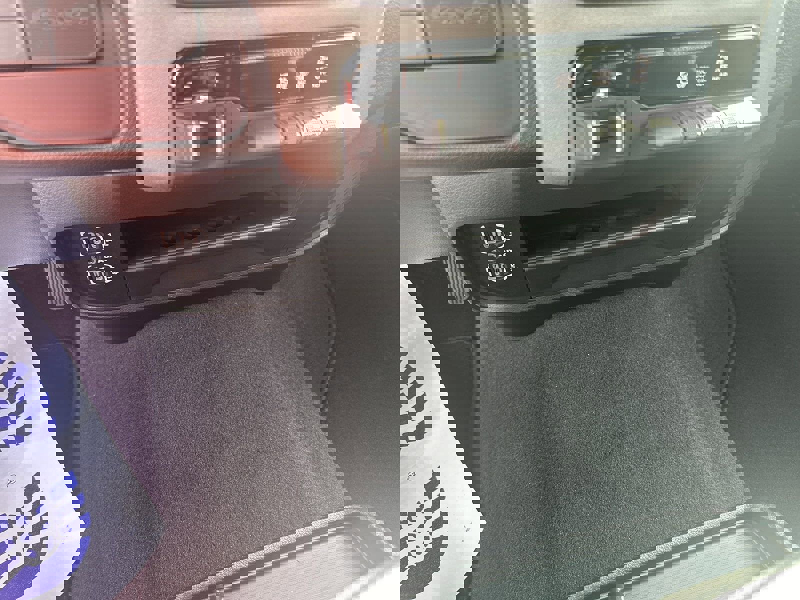 New 2024 RAM 2500 Tradesman w/ Chrome Appearance Group image 33