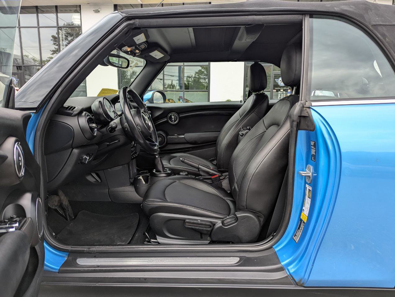 Used 2018 MINI Cooper Convertible FWD image 12