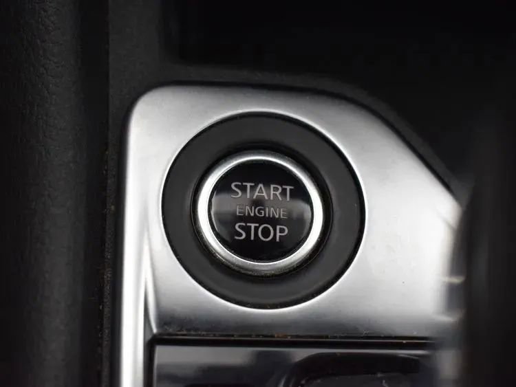 Used 2024 Nissan Sentra SV FWD image 28